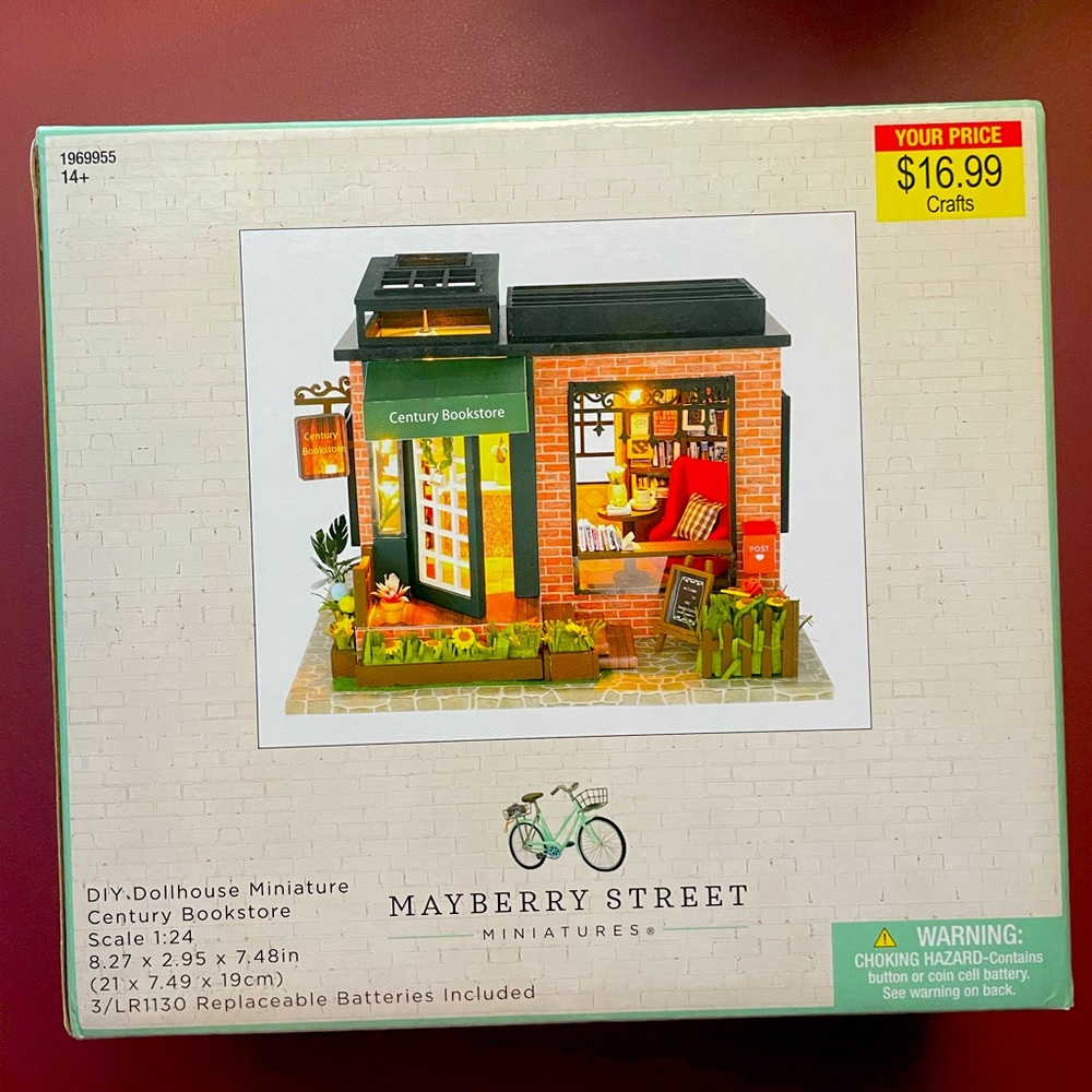 DIY Miniature Dollhouse Bookstore